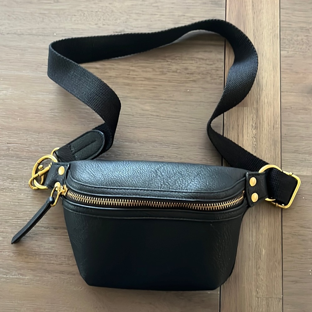 Universal Thread Waistpack